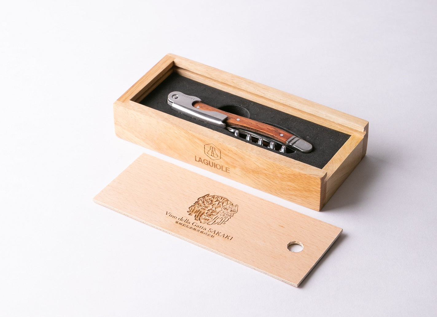 木箱入りラギオール・オリジナルソムリエナイフ